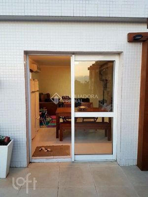 Image 34 - 928459