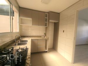 Image 8 - 928493