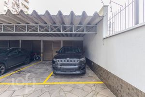 Image 29 - 928495