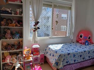 Image 5 - 928500