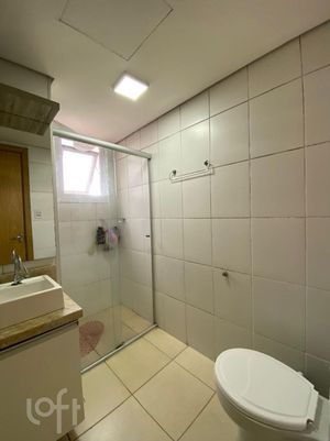 Image 15 - 928503