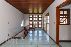 Image 23 - 928512