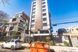 Image 7 - 928513