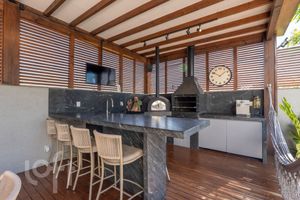 Image 31 - 928553