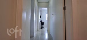 Image 30 - 928555