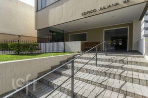 Image 24 - 928574