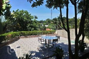 Image 9 - 928594