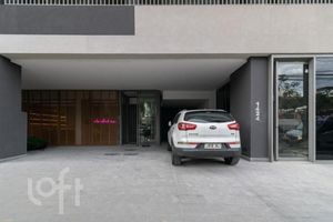 Image 22 - 928595