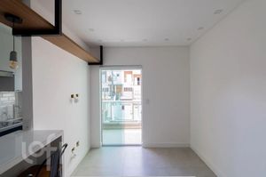 Image 15 - 928616