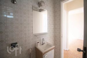 Image 13 - 928625