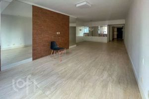 Image 3 - 928635