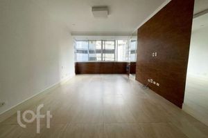 Image 1 - 928635