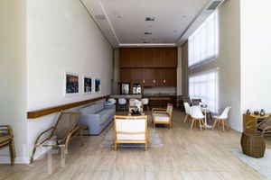 Image 27 - 928636
