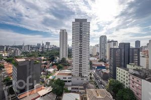 Image 8 - 928652