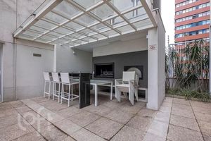 Image 16 - 928652