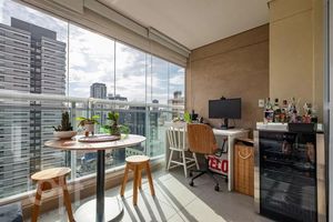 Image 6 - 928652