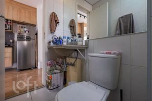 Image 10 - 928652