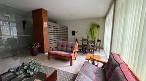 Image 15 - 928665