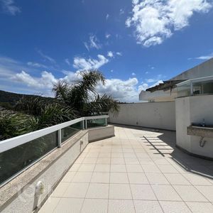 Image 9 - 928666