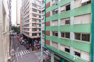 Image 11 - 928668