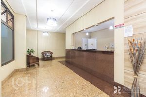 Image 15 - 928668