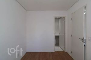 Image 7 - 928687