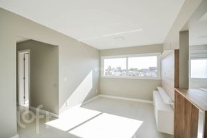 Image 32 - 928690