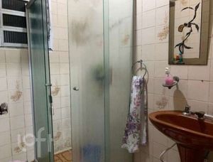 Image 9 - 928691