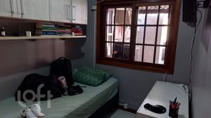 Image 19 - 928694