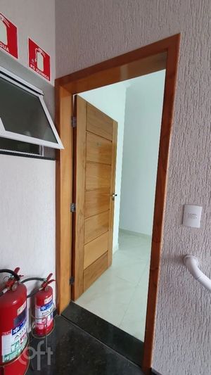 Image 3 - 928695