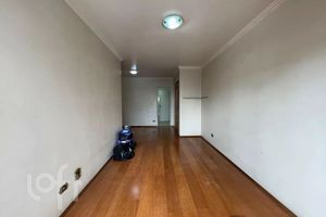 Image 1 - 928696