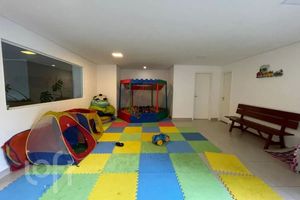 Image 34 - 928696