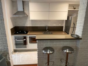 Image 8 - 928710