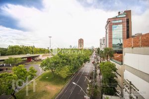Image 32 - 928714