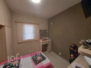 Image 8 - 928718