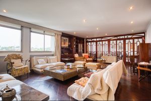 Image 3 - 928719