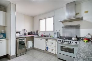 Image 10 - 928719