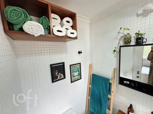 Image 19 - 928731
