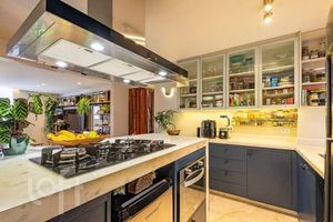 Image 4 - 928747