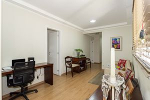 Image 11 - 928750