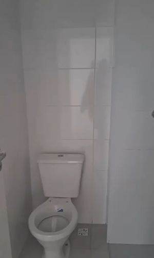 Image 3 - 928752