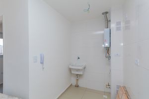 Image 7 - 928754