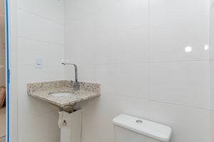 Image 9 - 928754
