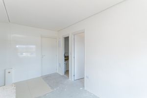 Image 11 - 928754
