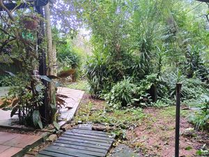 Image 1 - 928758
