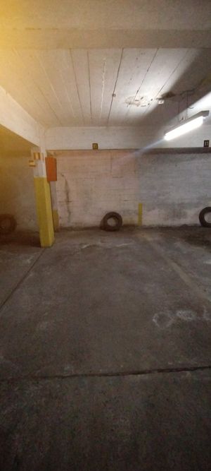 Image 6 - 928759
