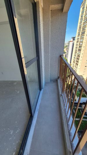 Image 12 - 928764