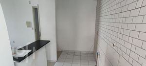 Image 10 - 928775