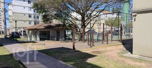 Image 2 - 928775