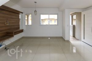 Image 4 - 928776